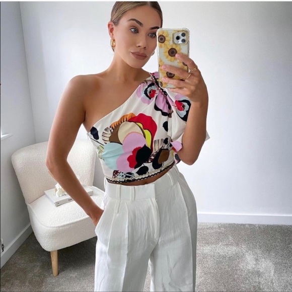 LAST ONE 🌺 NWT ZARA Asymmetrical Multicolored Top - Picture 2 of 16